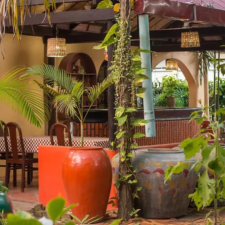 Angkor Une Fois Home Stay